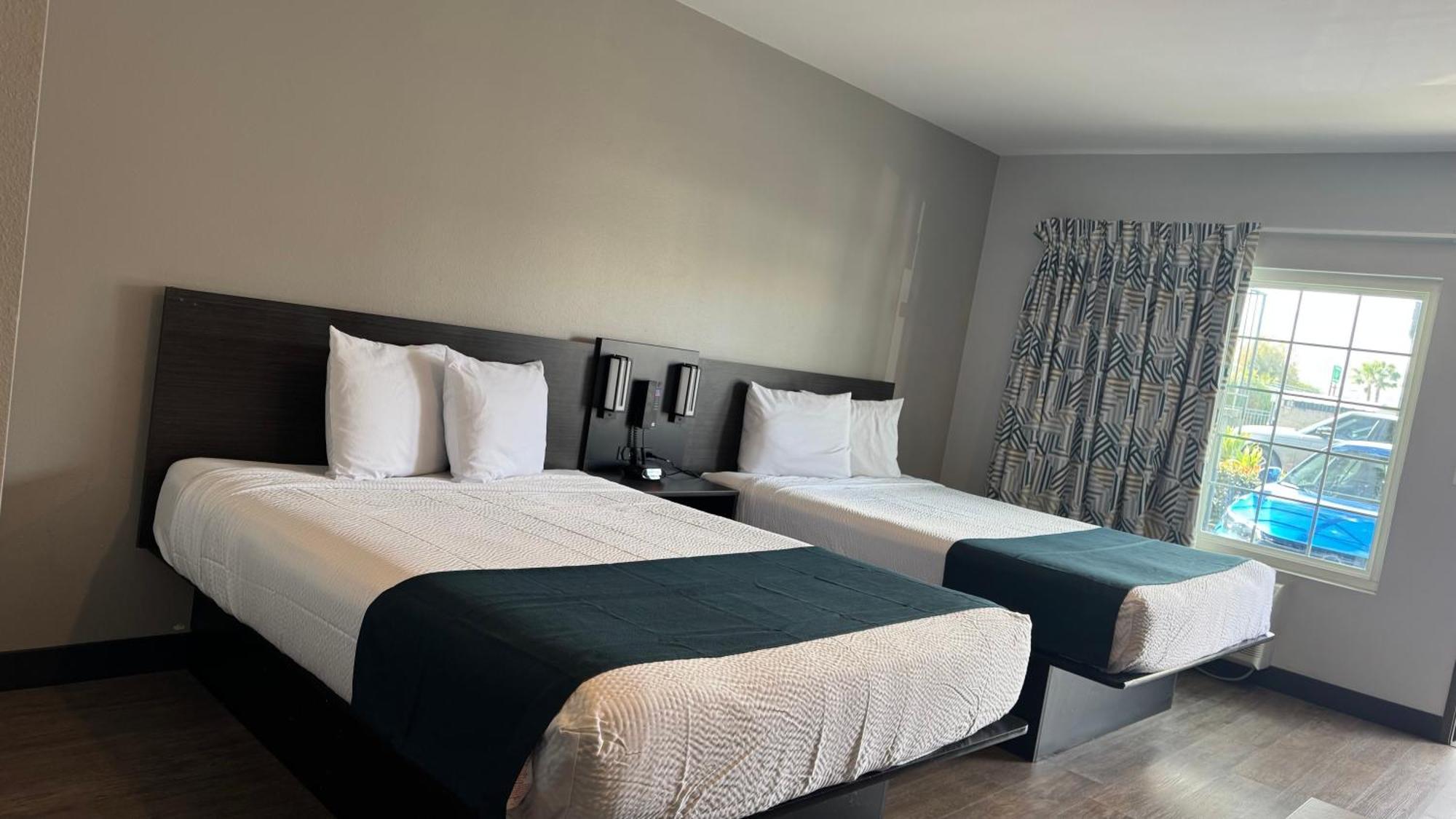 Studio 6 Corona, Ca West Hotel 2*